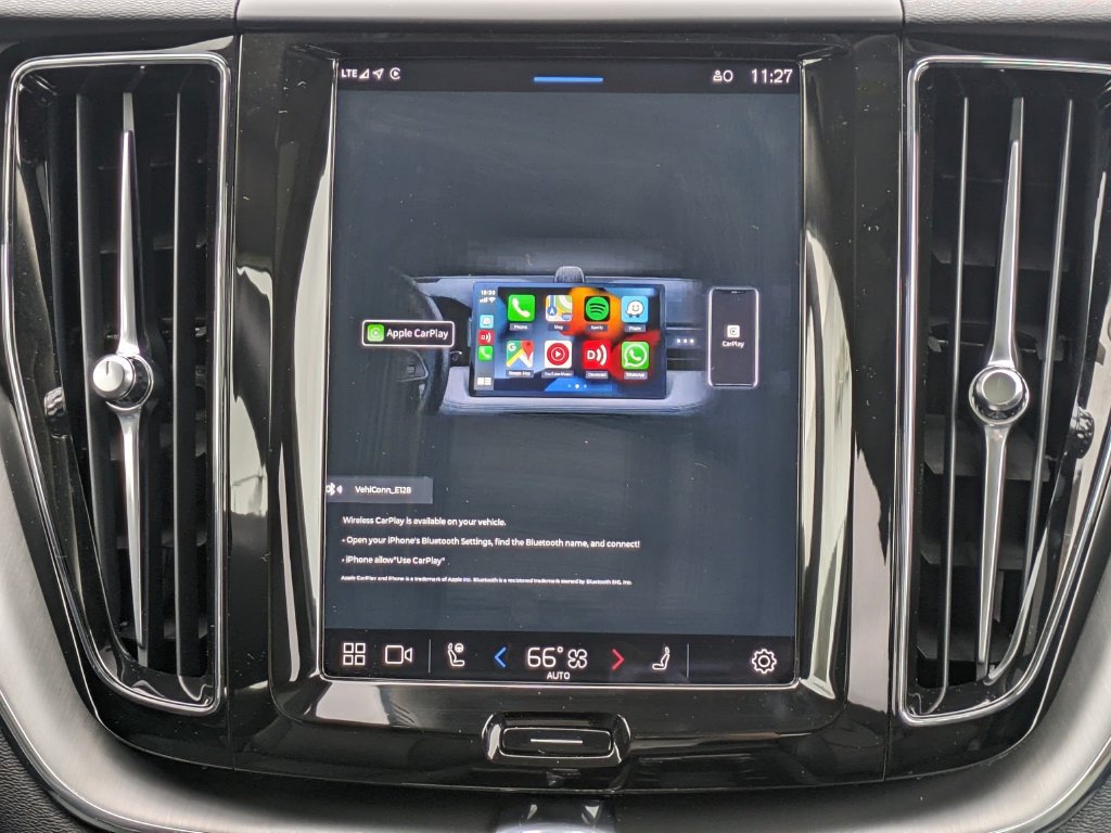 New 2025 Volvo XC60 T8 Plus w/ Protection Package Premier AWD/4WD image 17