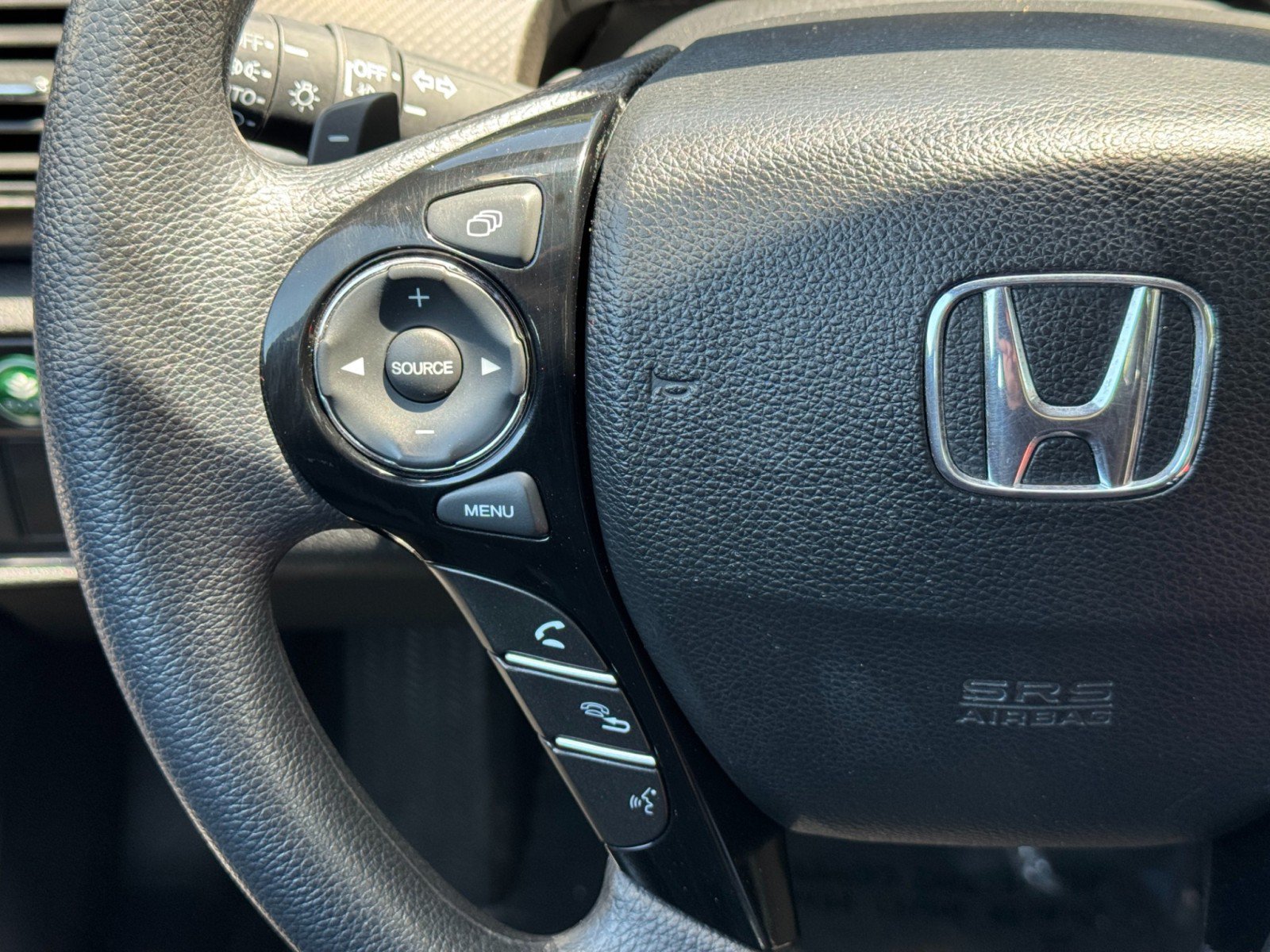 Used 2017 Honda Accord EX image 20