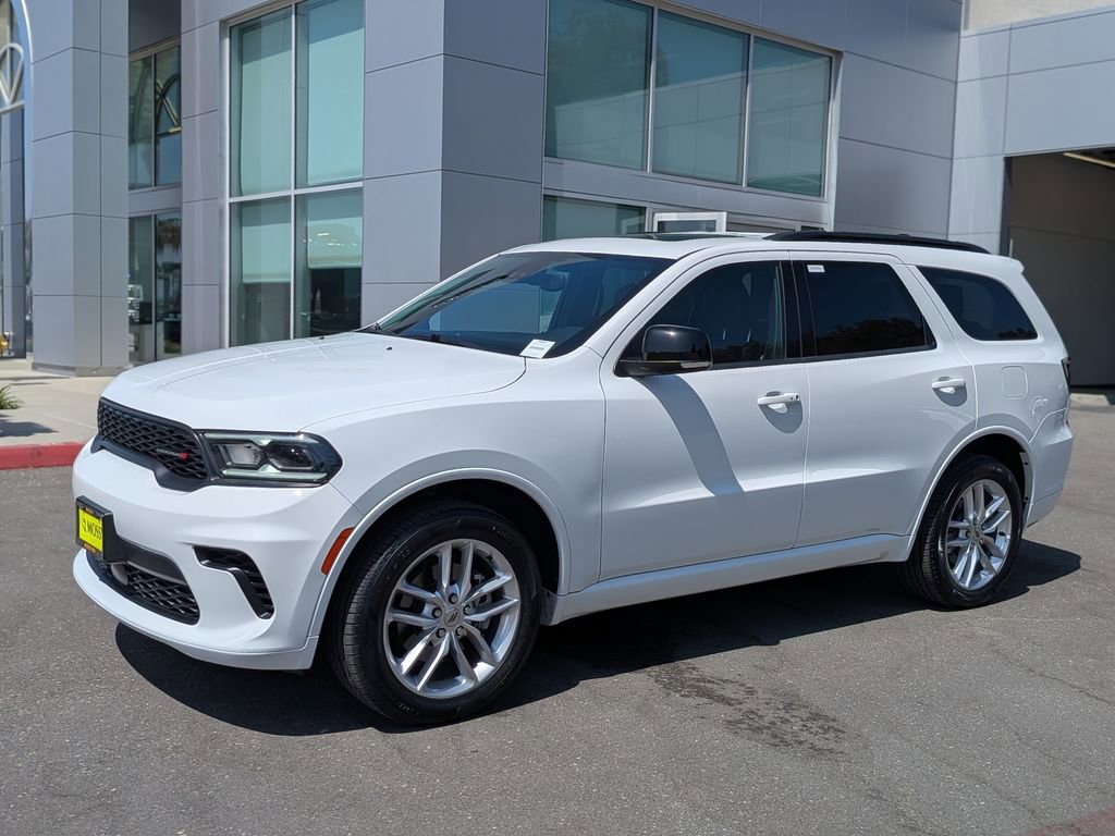 Used 2024 Dodge Durango GT image 1