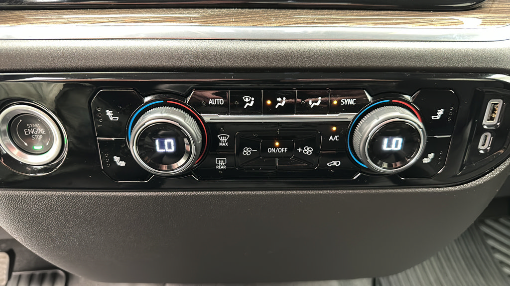 Used 2024 Chevrolet Silverado 1500 LT AWD/4WD image 22