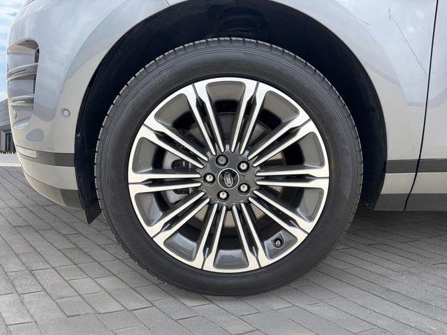 New 2026 Land Rover Range Rover Evoque Dynamic SE image 9