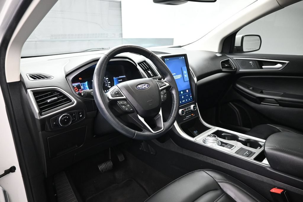 Certified 2023 Ford Edge SEL w/ Convenience Package AWD/4WD image 18