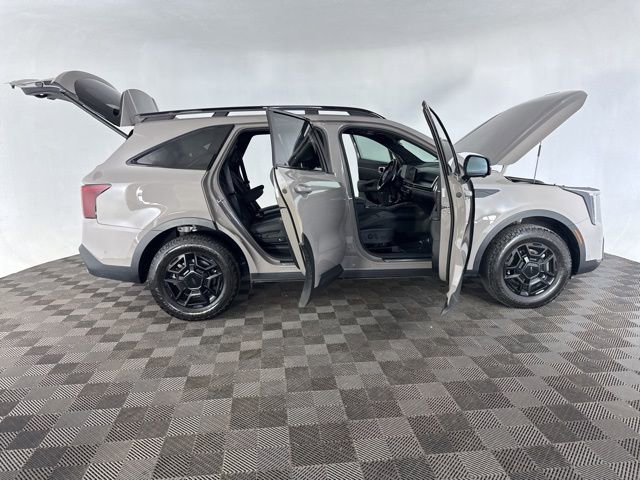 Certified 2025 Kia Sorento SX Prestige image 12