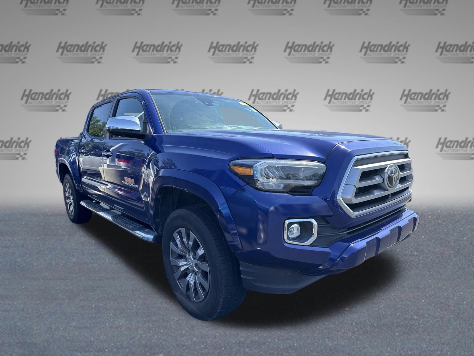 Used 2022 Toyota Tacoma Limited RWD image 2