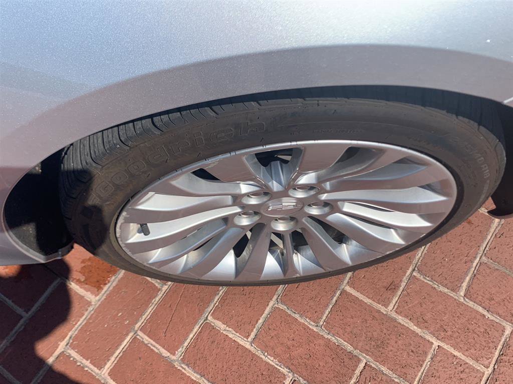 Used 2018 Cadillac CTS Luxury AWD/4WD image 9