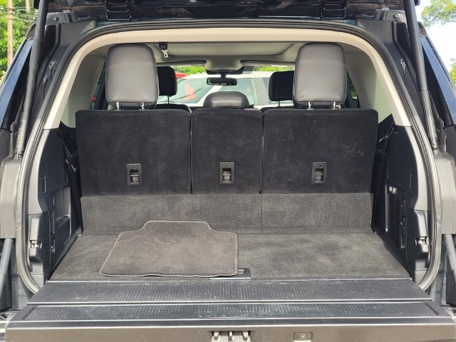 Used 2025 Ford Expedition Active RWD image 9