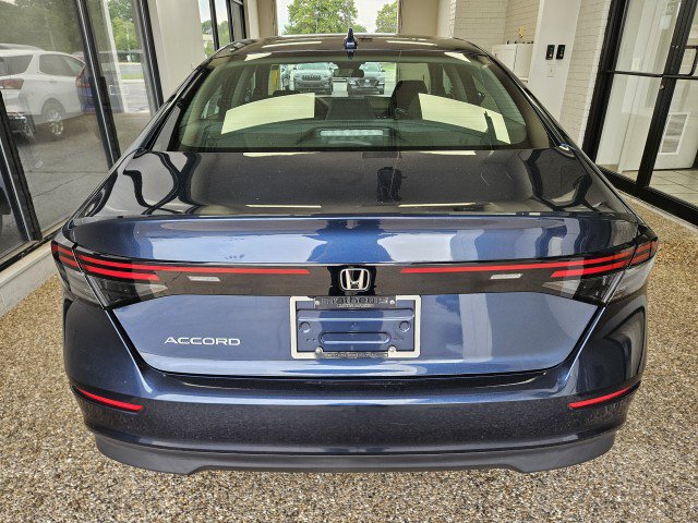 Used 2024 Honda Accord EX image 3