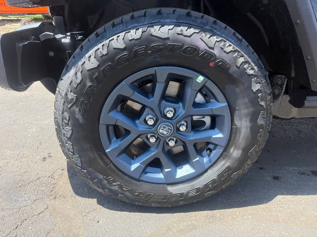 New 2026 Jeep Gladiator Sport AWD/4WD image 9