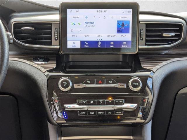Used 2022 Ford Explorer Limited image 13