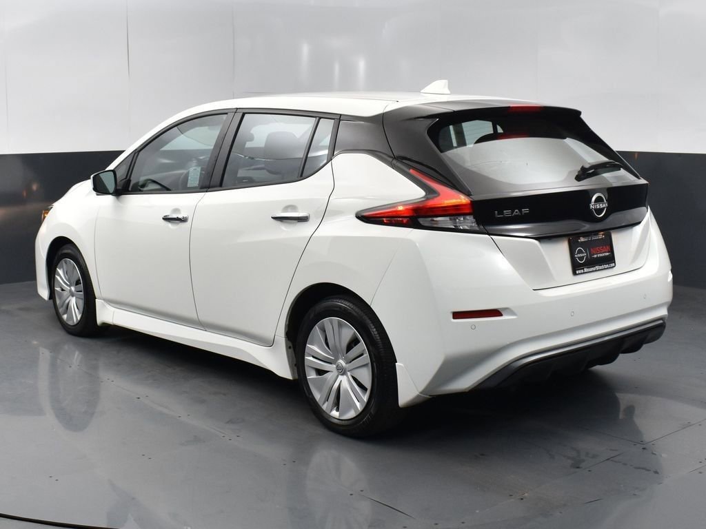 Used 2024 Nissan Leaf S image 6