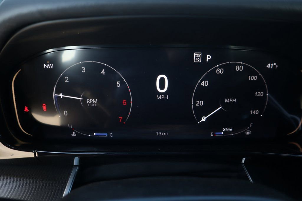 New 2026 Jeep Grand Wagoneer Summit w/ Premium Group III image 4