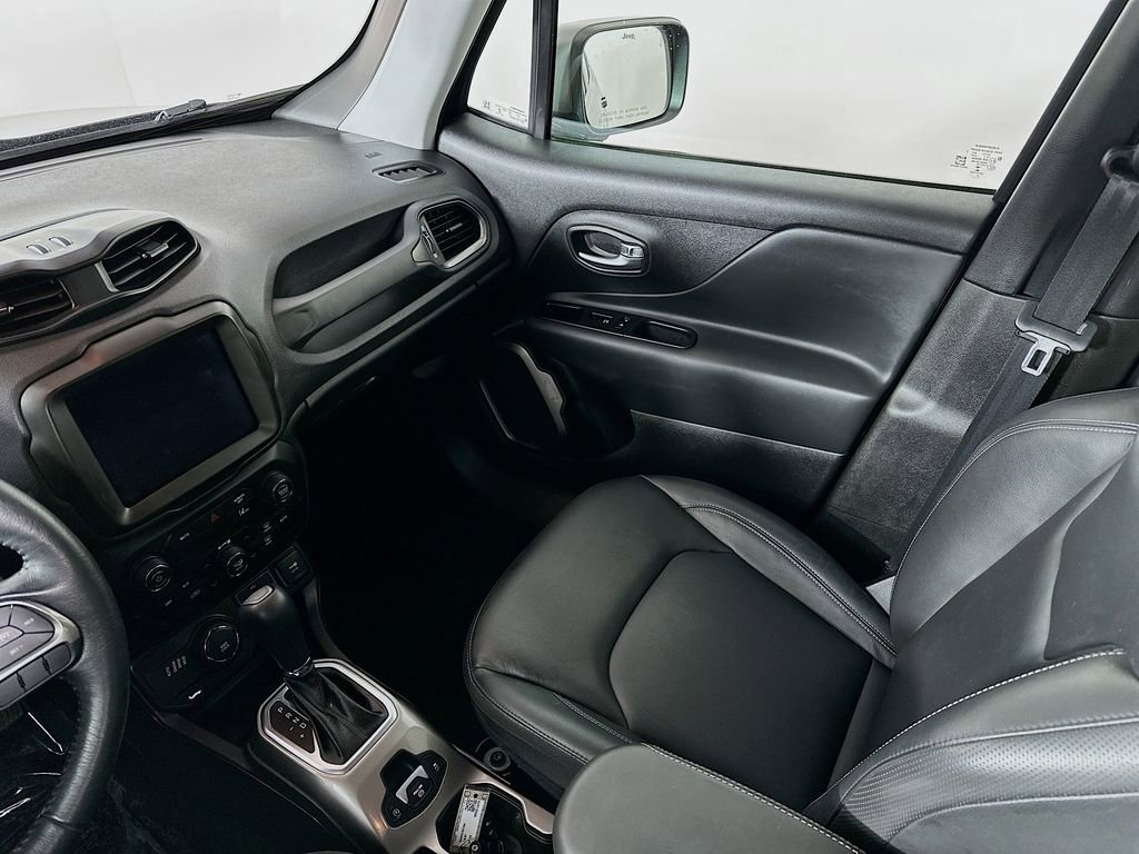 Used 2021 Jeep Renegade Limited image 31