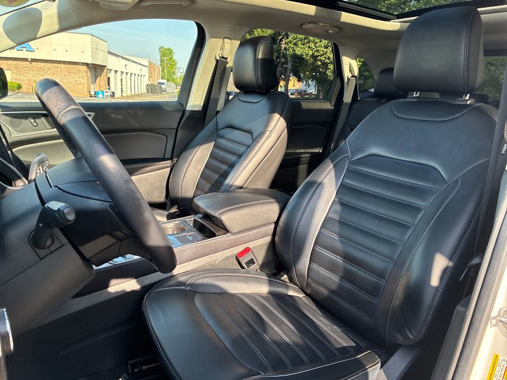 Used 2023 Ford Edge SEL w/ Convenience Package AWD/4WD image 11