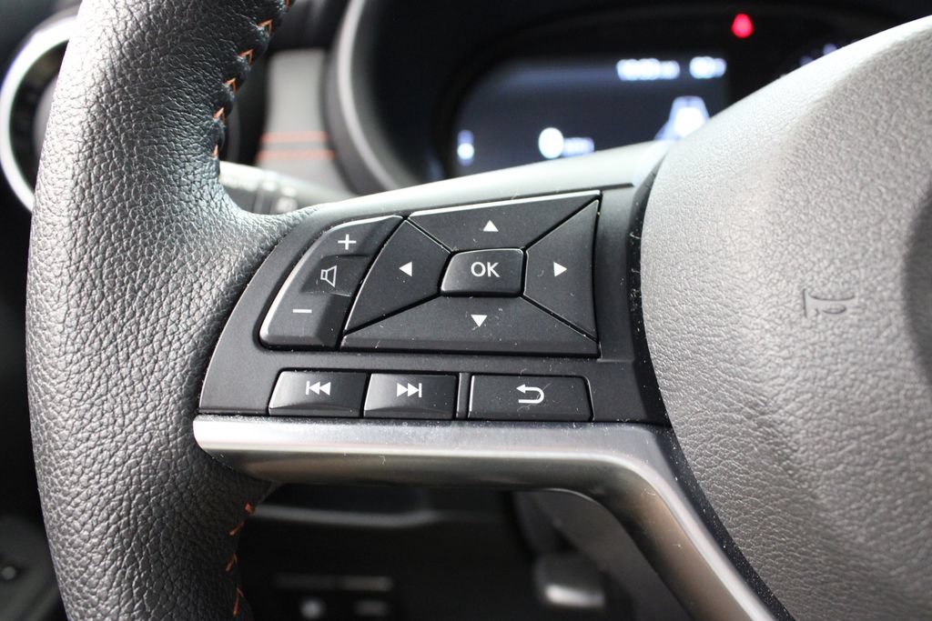 Used 2024 Nissan Kicks SR FWD image 24