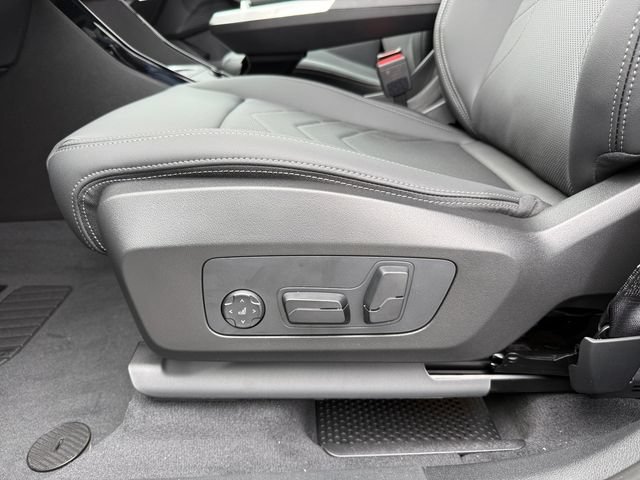 New 2026 BMW X1 xDrive28i w/ Technology Package AWD/4WD image 25