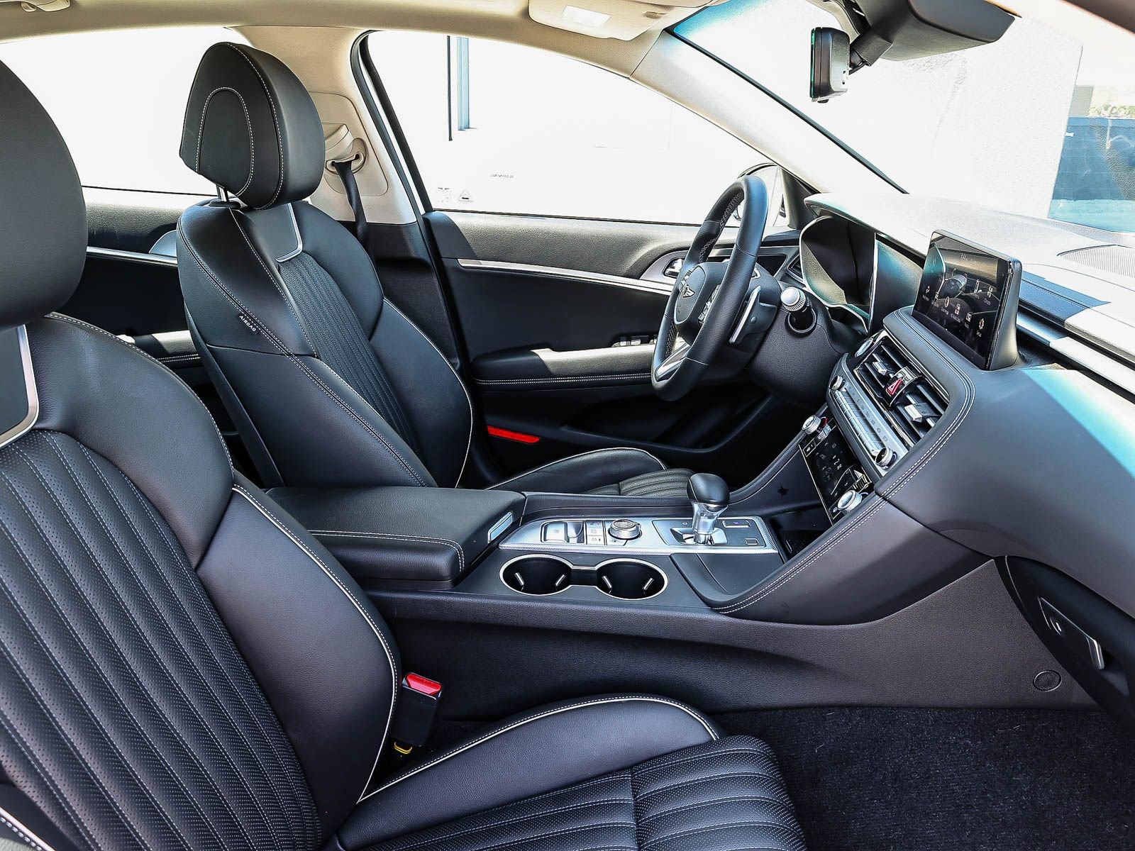 Used 2026 Genesis G70 2.5T Prestige RWD image 19