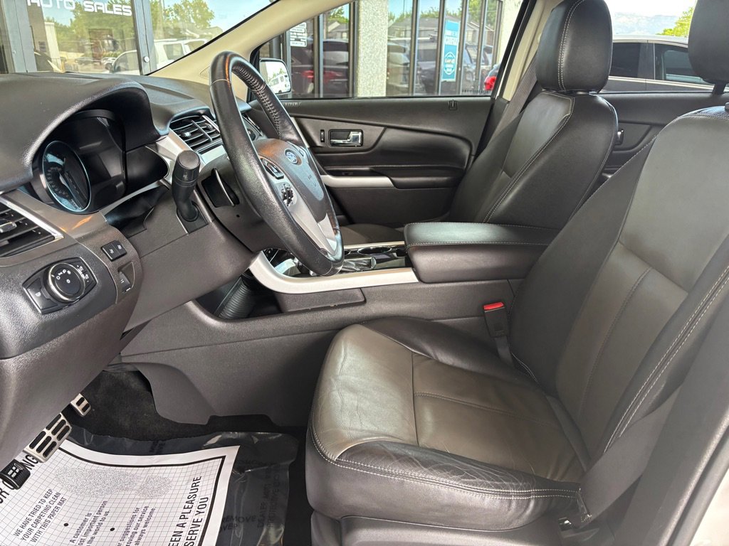 Used 2013 Ford Edge Sport w/ Driver Entry Pkg FWD image 5