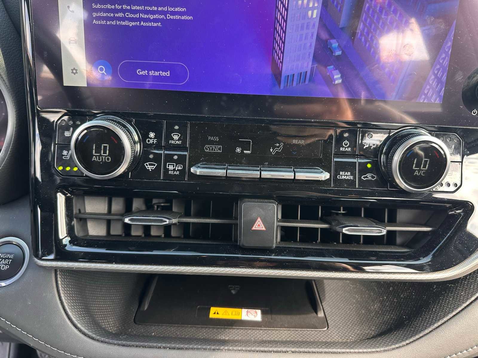 Used 2024 Toyota Highlander Platinum image 17