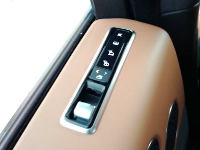 Used 2021 Land Rover Range Rover Autobiography AWD/4WD image 40