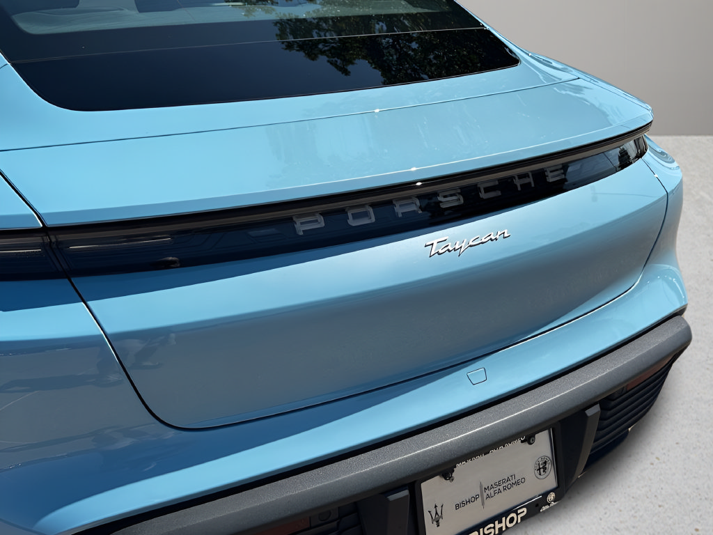 Used 2024 Porsche Taycan RWD image 7