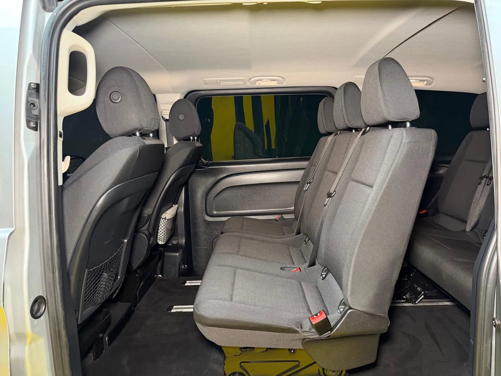 Used 2016 Mercedes-Benz Metris Passenger w/ Driver Efficiency Package image 13
