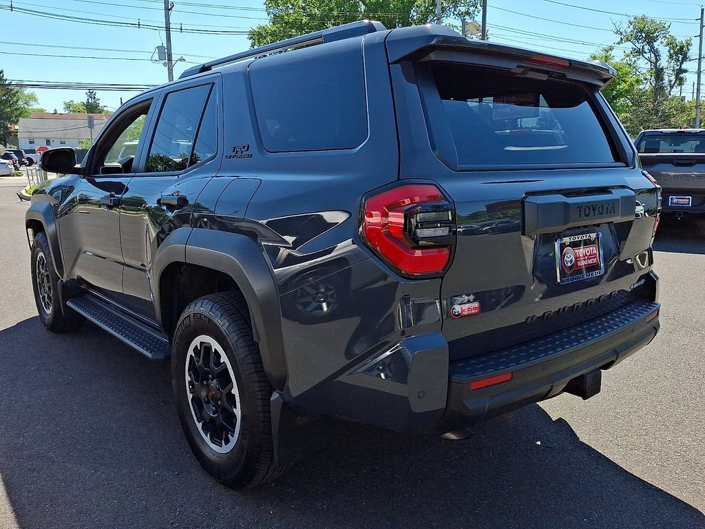 Used 2025 Toyota 4Runner TRD Off-Road AWD/4WD image 3