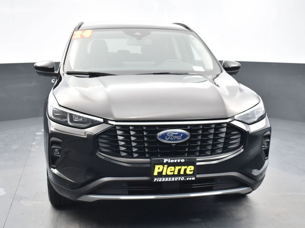 Used 2024 Ford Escape Platinum image 6