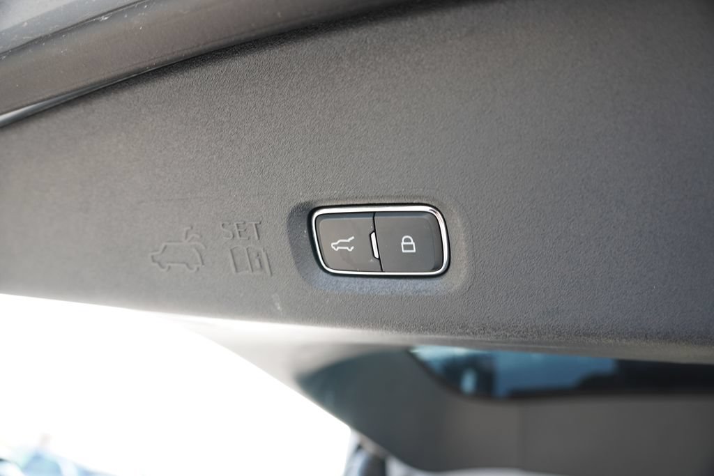 Certified 2025 Ford Expedition Platinum AWD/4WD image 26