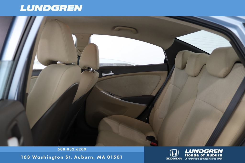 Used 2012 Hyundai Accent GLS w/ Comfort Pkg 2 FWD image 13