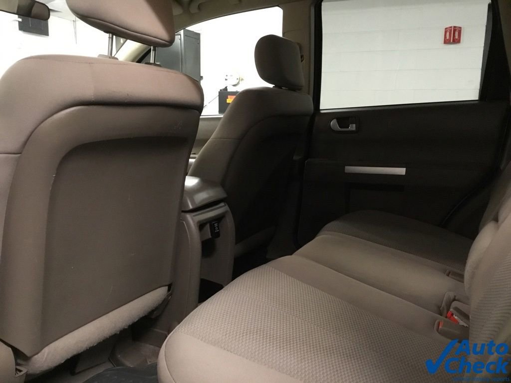 Used 2007 Mitsubishi Endeavor LS image 26