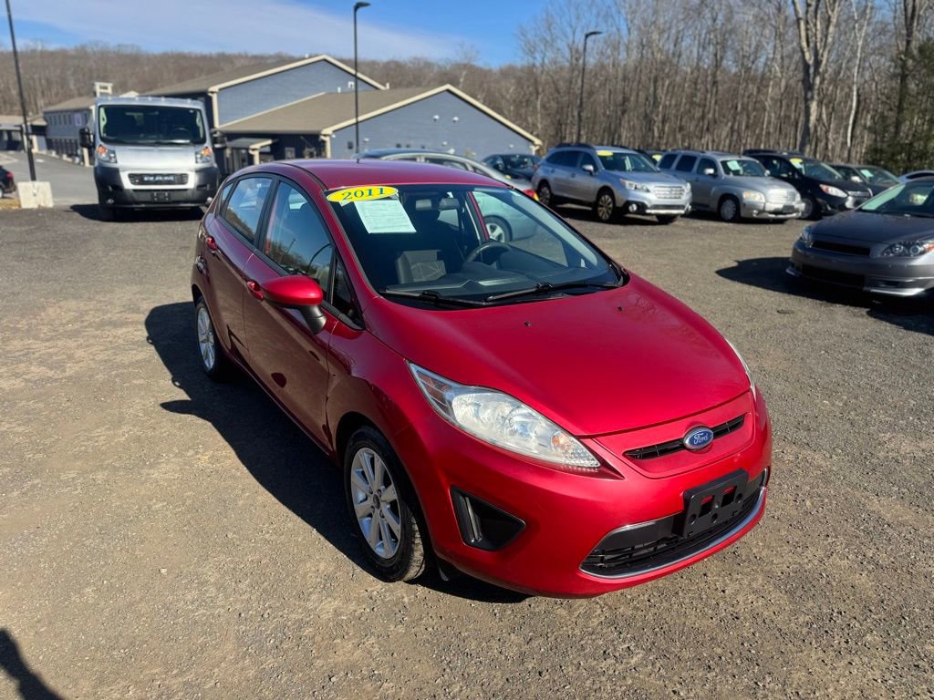 Used 2011 Ford Fiesta SE w/ 202A Rapid Spec Order Code image 1