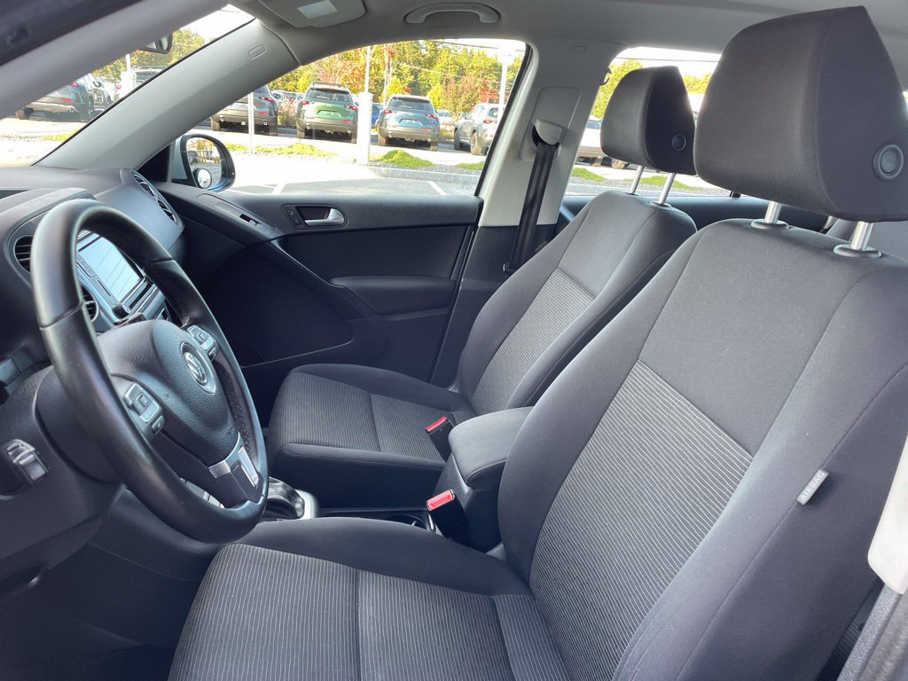 Used 2018 Volkswagen Tiguan Limited AWD/4WD image 11