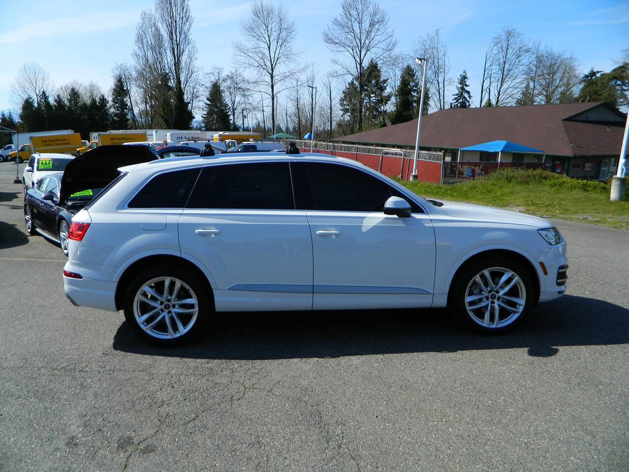 Used 2017 Audi Q7 3.0T Prestige AWD/4WD image 9