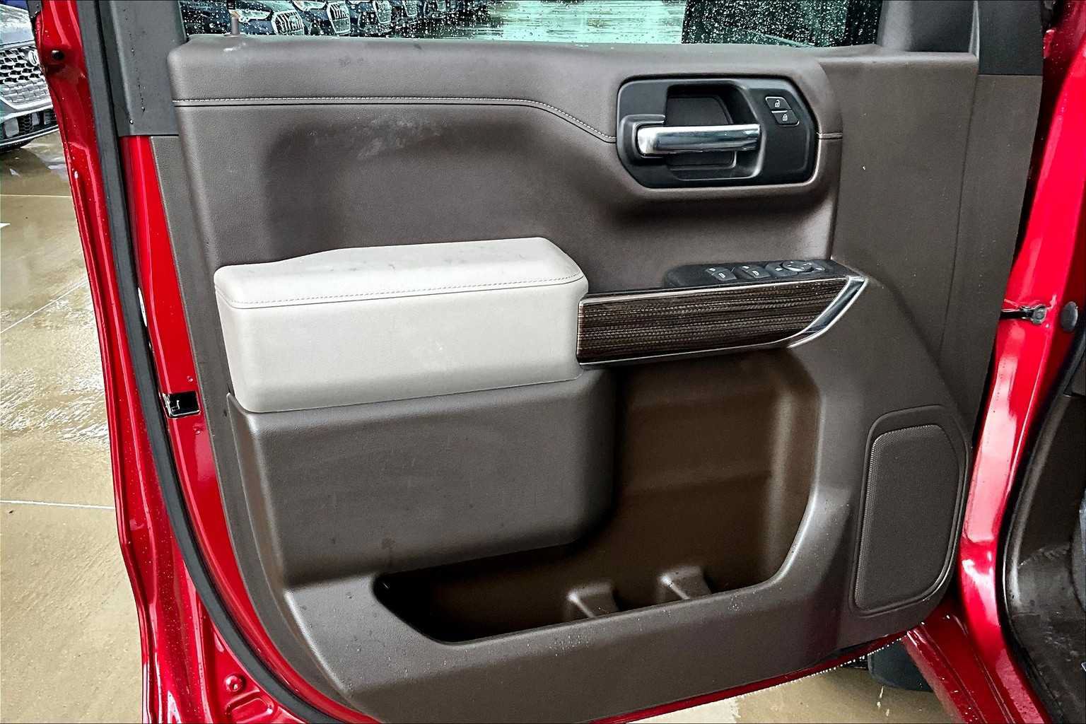 Used 2020 Chevrolet Silverado 1500 RST w/ Texas Edition RWD image 22