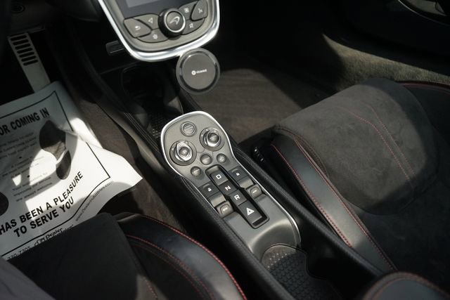 Used 2017 McLaren 570S RWD image 25