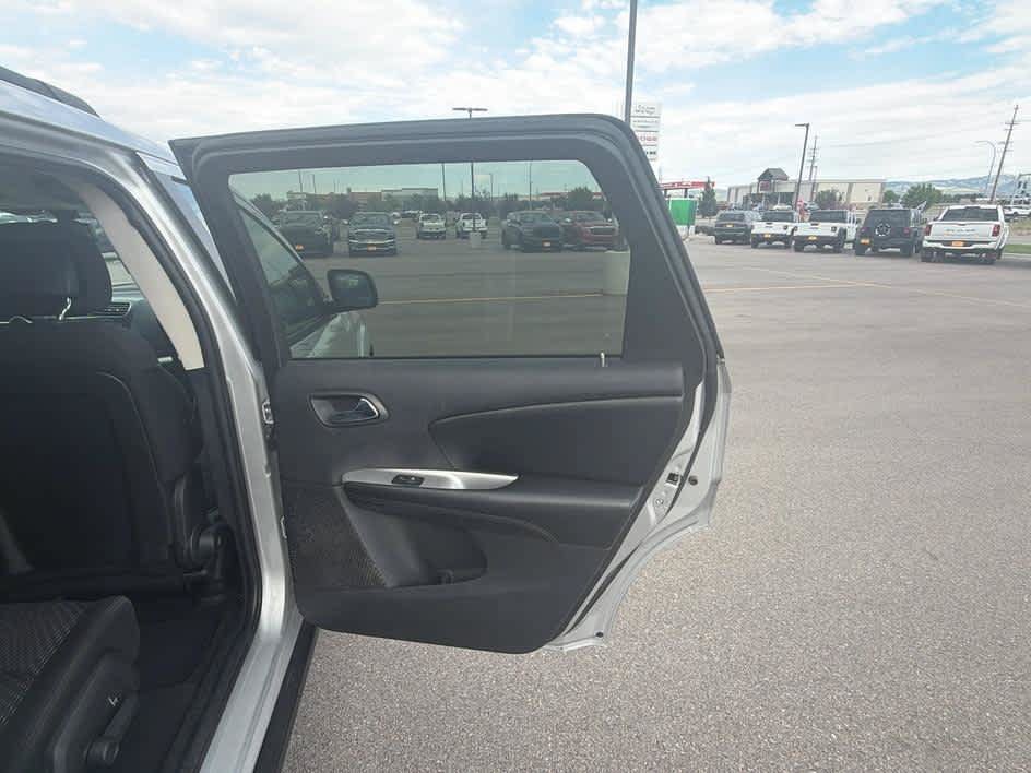 Used 2014 Dodge Journey SXT w/ Flexible Seating Group FWD image 24
