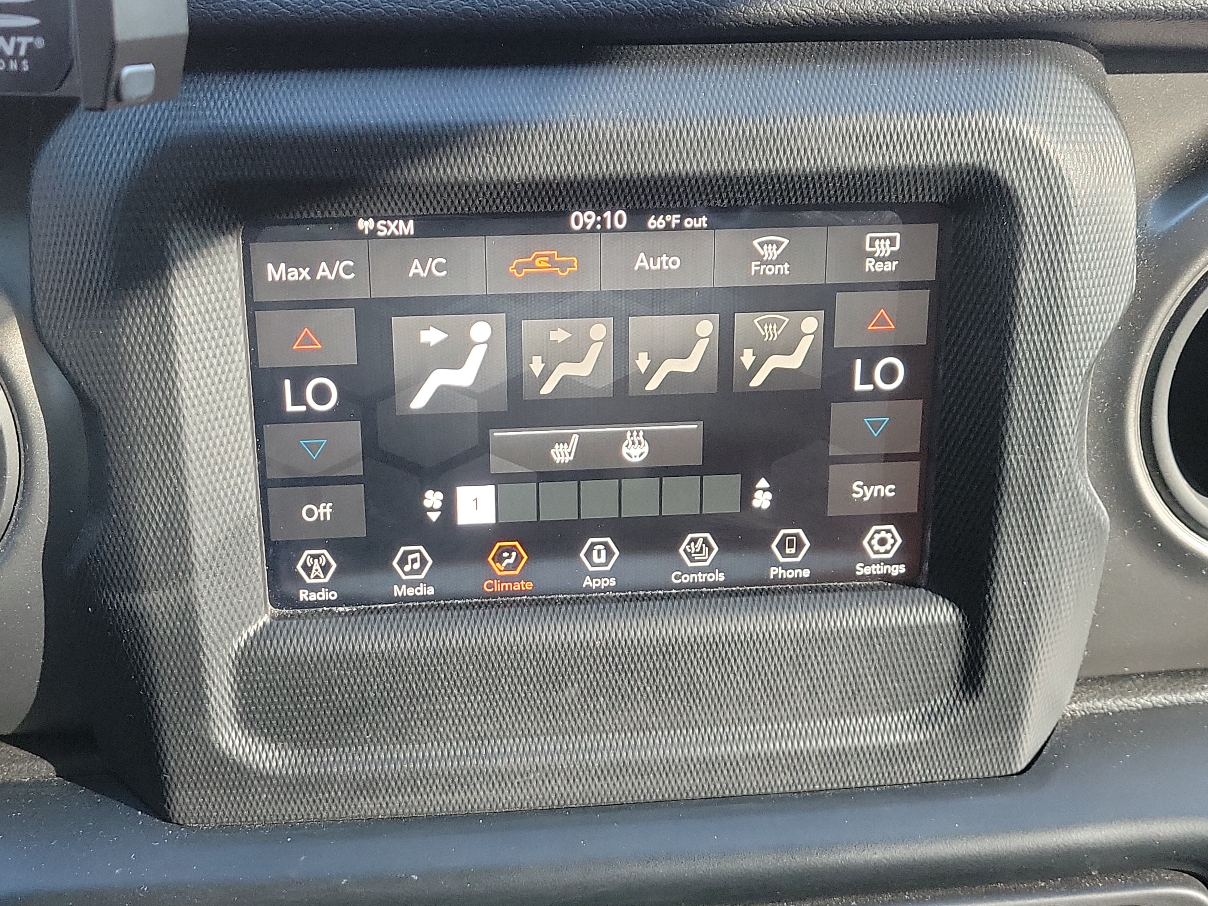Used 2023 Jeep Gladiator Sport AWD/4WD image 29