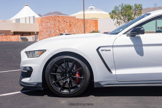 Used 2018 Ford Mustang Shelby GT350 w/ Electronics Package RWD image 2