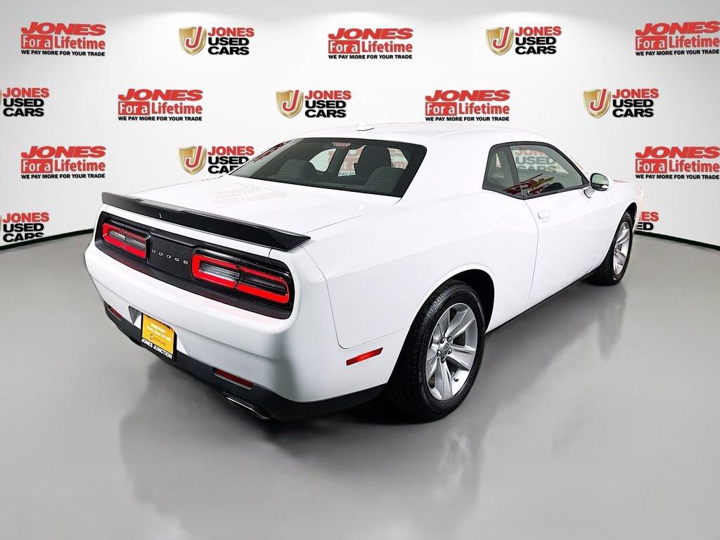 Used 2023 Dodge Challenger SXT w/ Cold Weather Group image 16