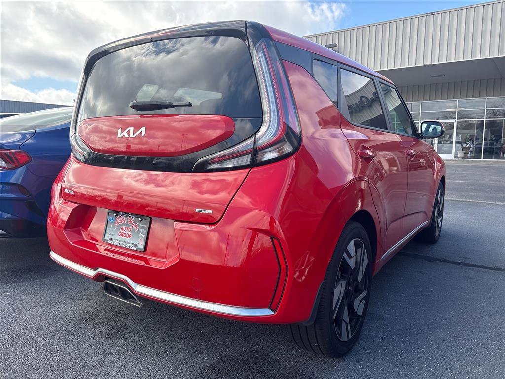 Used 2023 Kia Soul GT-Line w/ GT-Line Technology Package image 3