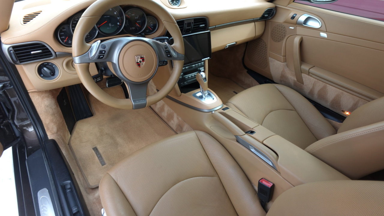 Used 2010 Porsche 911 Carrera image 12