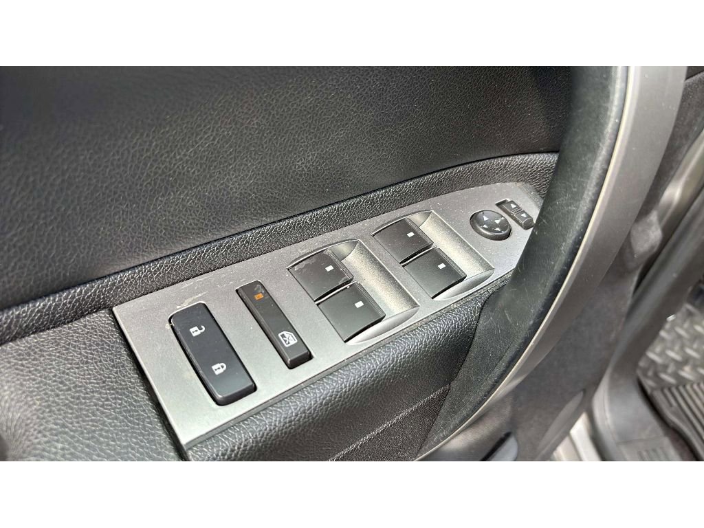 Used 2013 Chevrolet Silverado 1500 LT w/ All-Star Edition AWD/4WD image 18