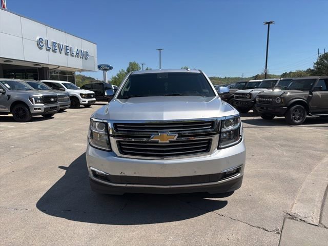 Used 2017 Chevrolet Suburban Premier image 2