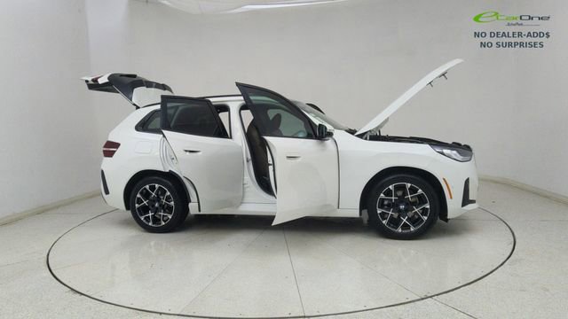 Used 2025 BMW X3 xDrive30i w/ Premium Package image 69