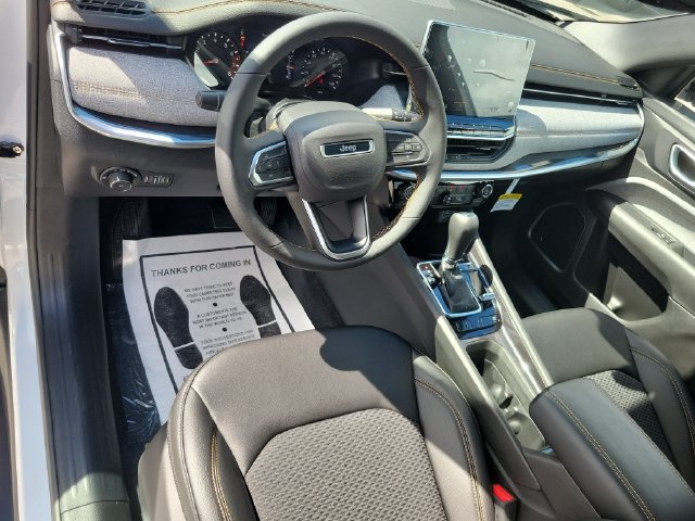 New 2026 Jeep Compass Latitude AWD/4WD image 13