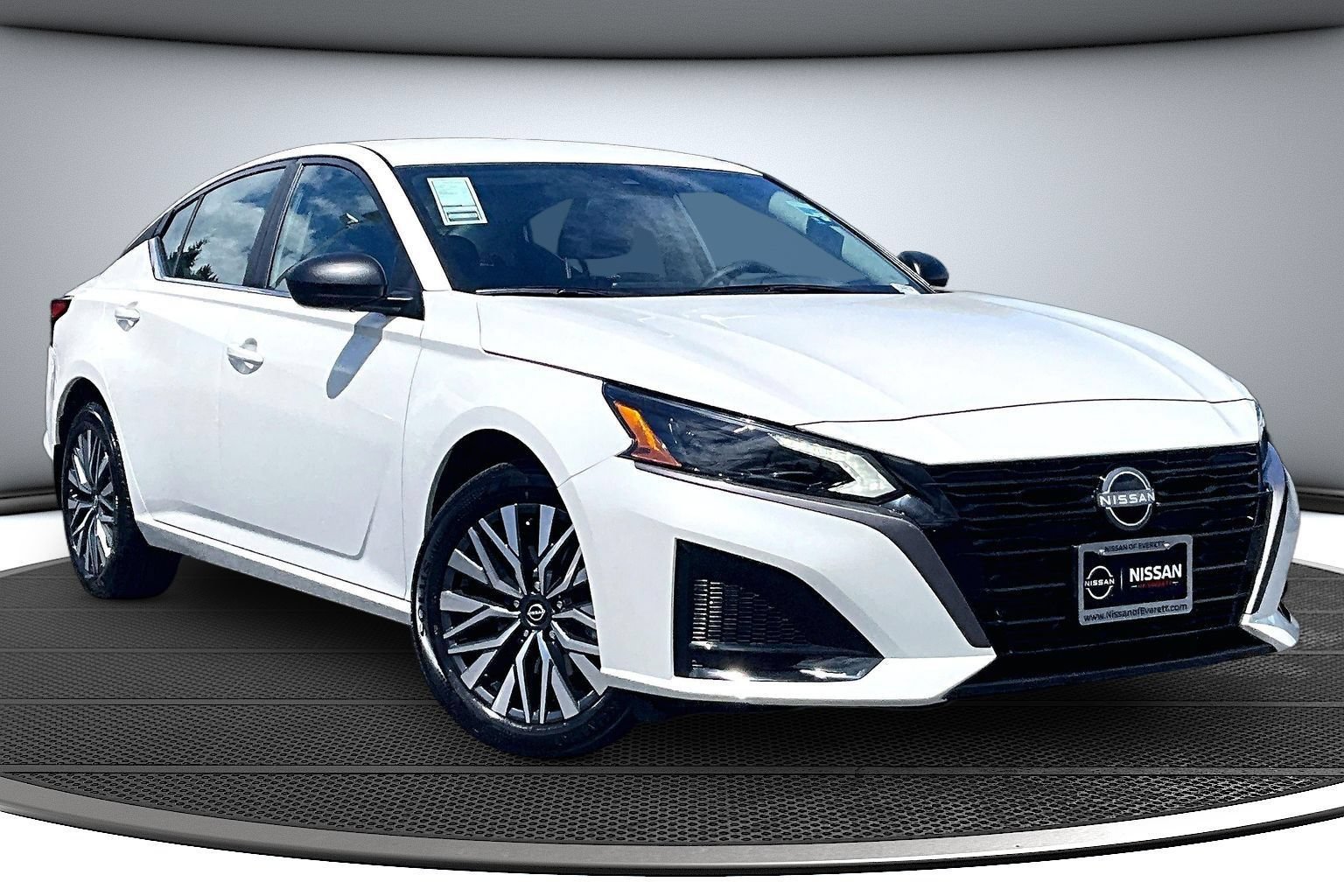 New 2026 Nissan Altima 2.5 SV AWD/4WD image 1