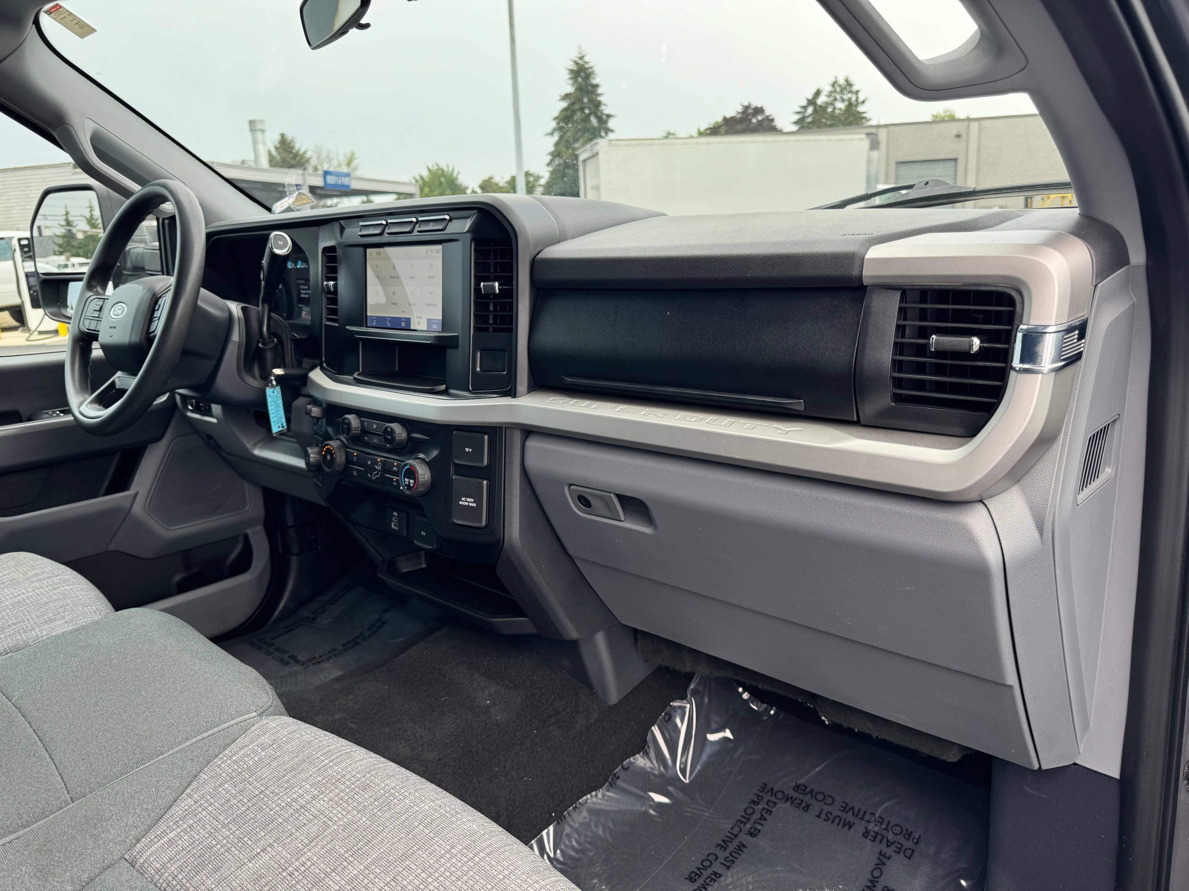 Used 2024 Ford F350 XLT AWD/4WD image 25