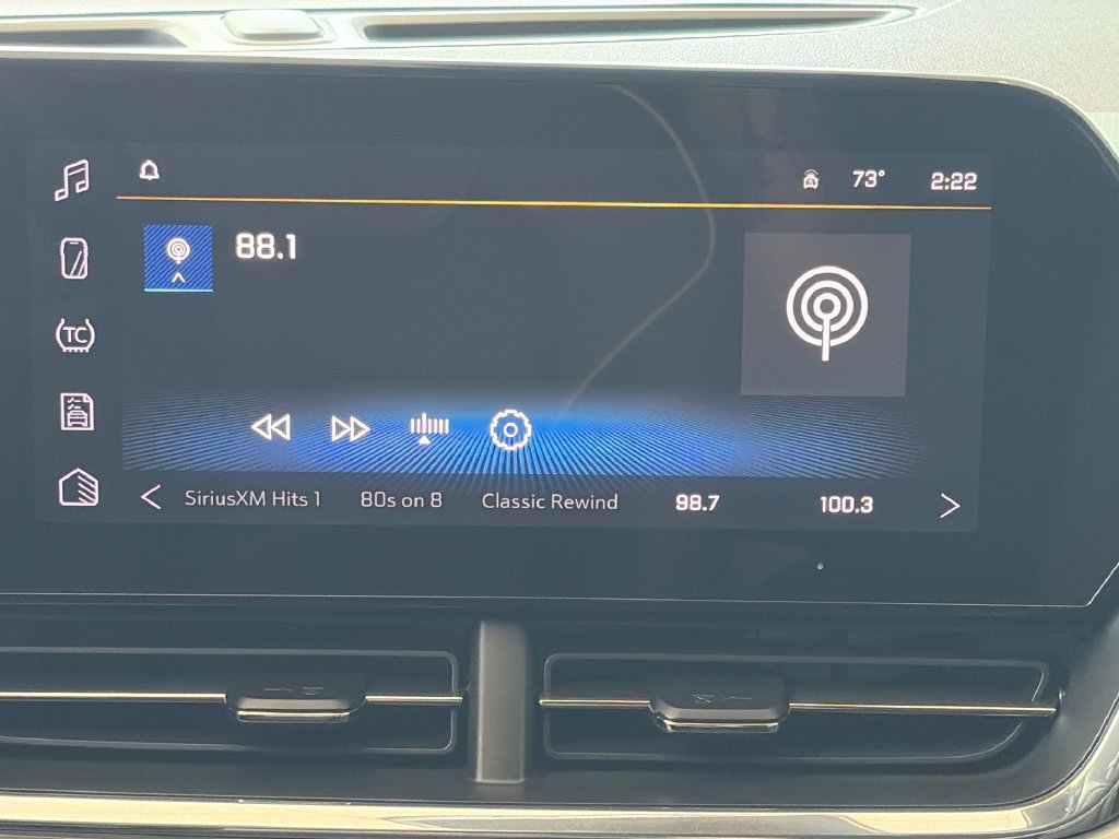 Certified 2025 Chevrolet Trax ACTIV w/ Sunroof Package FWD image 13
