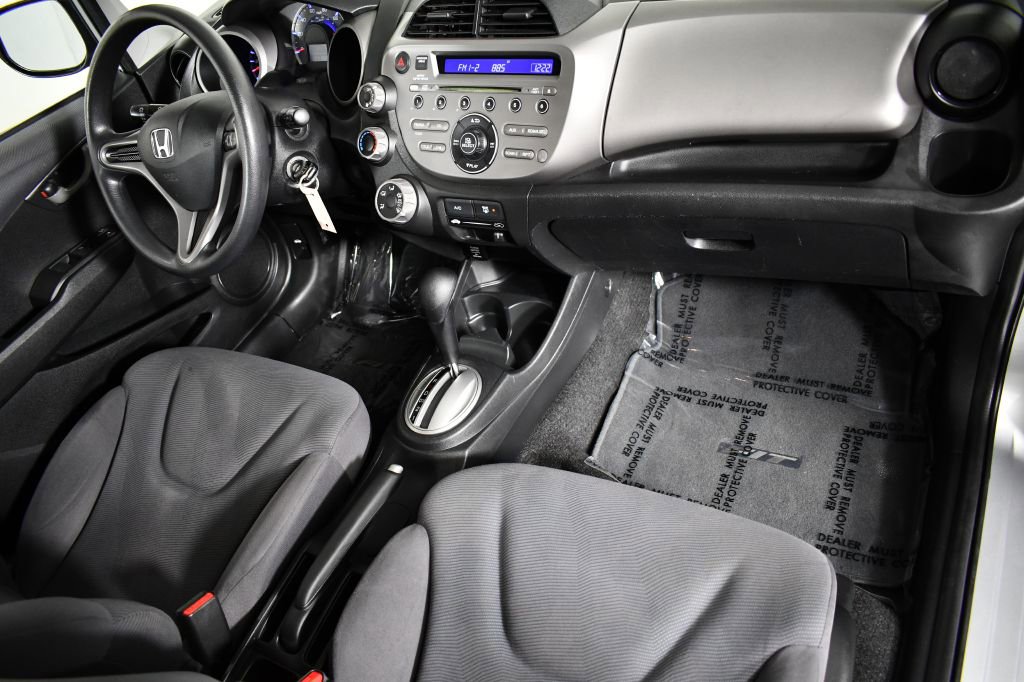 Used 2011 Honda Fit image 19