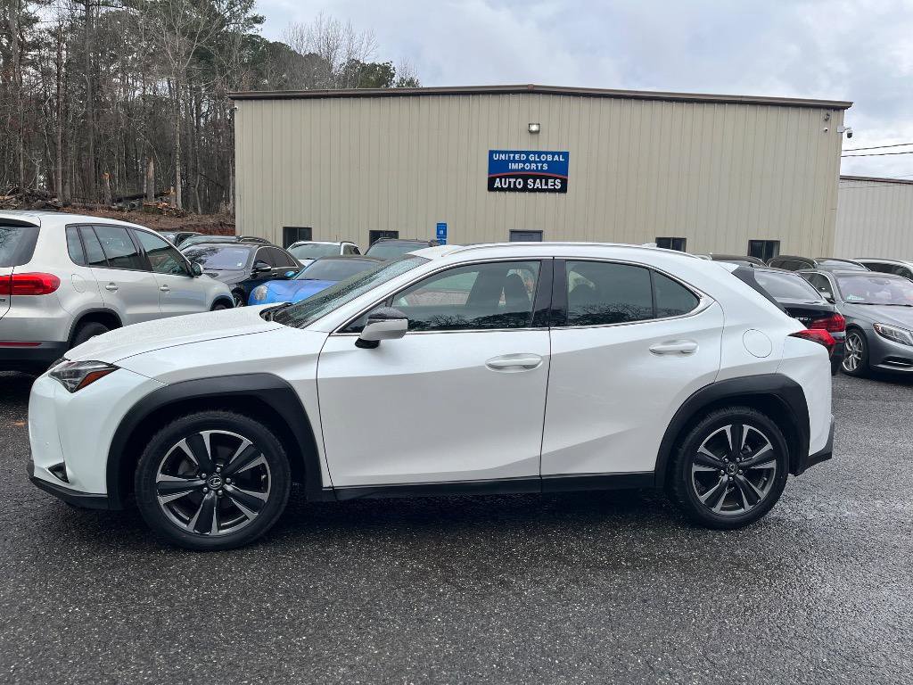 Used 2021 Lexus UX 200 w/ Premium Package image 6